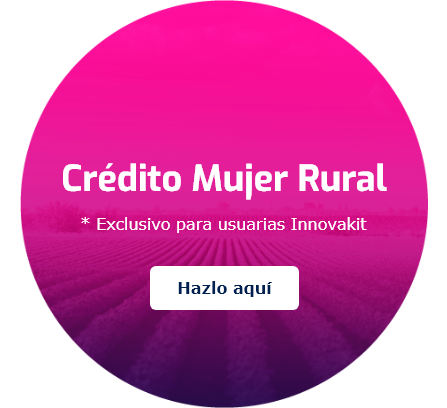 Anuncio de crédito de mujer rural con botón de llamada a la acción en español.